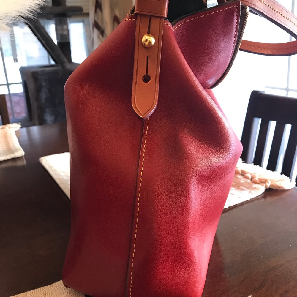 Dooney & Bourke Red Leather Hobo Shoulder Bag - Picture 5 of 11